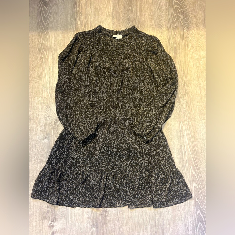Women's LOFT Blouse and Skirt Matching Set- Size Small- Pre-owned